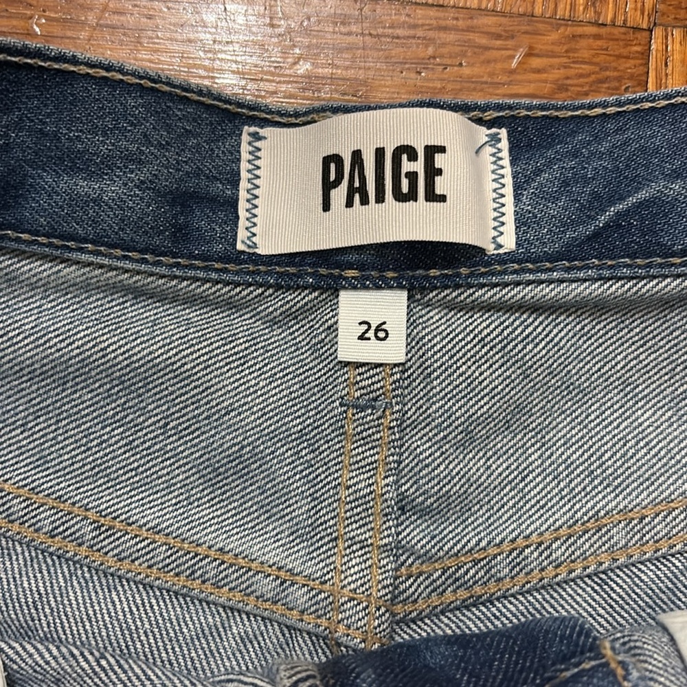 Paige Archie Short - Picture 4 of 4